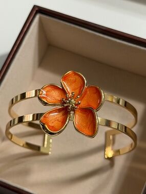 Golden Orange 5-Petal Irregular Flower Enamel Oil Drip Adjustable Open Bracelet